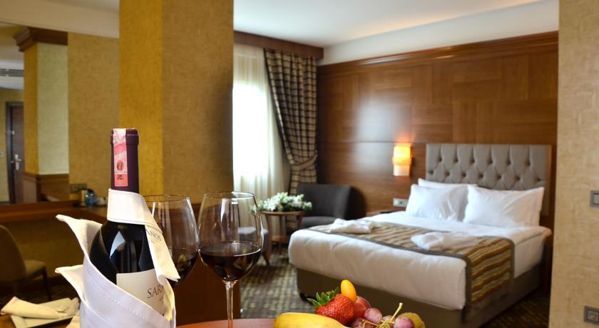 Adranos Hotel Бурса Екстериор снимка